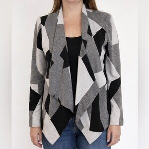 🧵Thrifted🧵BCBGMaxAzria Monochrome Open Front Cardigan